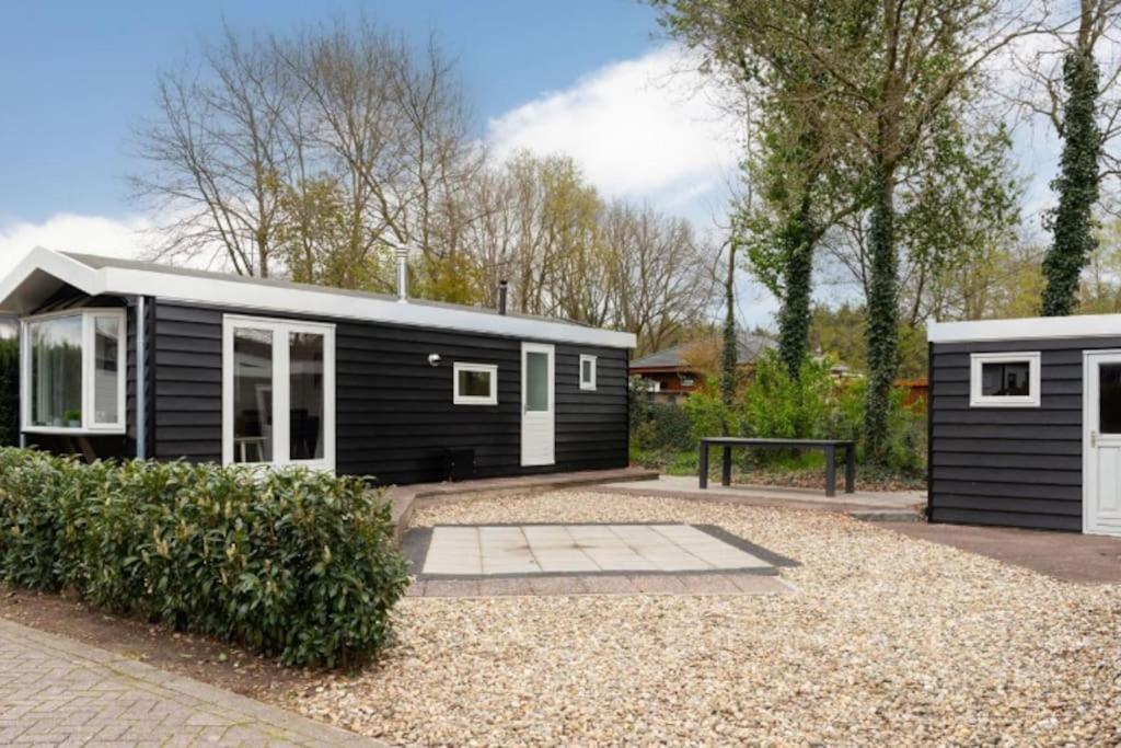 Ideaal Veluwe Bos Chalet Met Sfeervolle Pelletkachel Putten Exterior foto